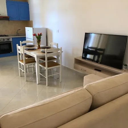 Ions Seaview Apartmán